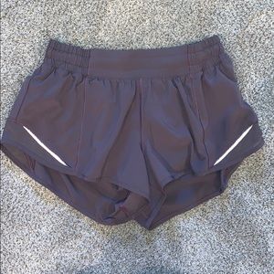Lululemon Hotty Hot Short 2.5”